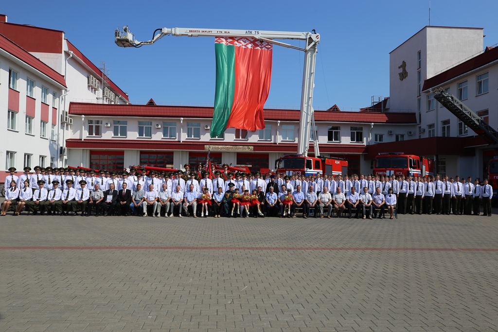 Спасатели Гомельщины провели торжественное мероприятие ко Дню пожарной службы