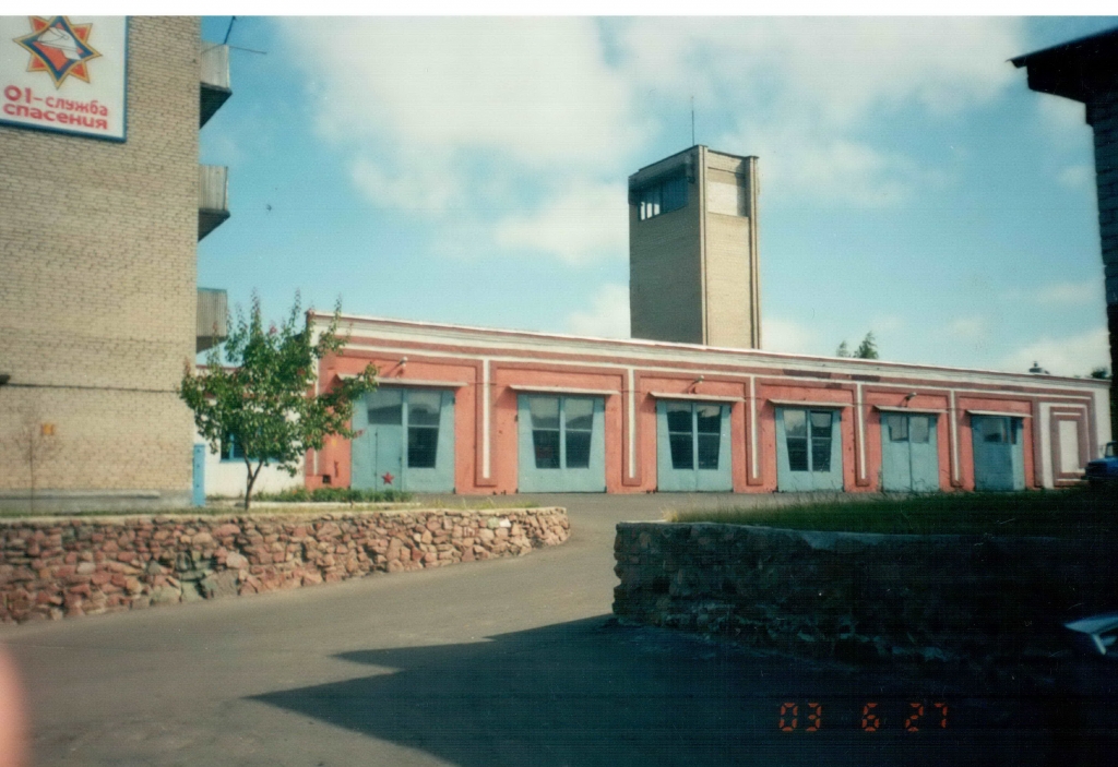 Фасад ГРОЧС 2003 год.jpg