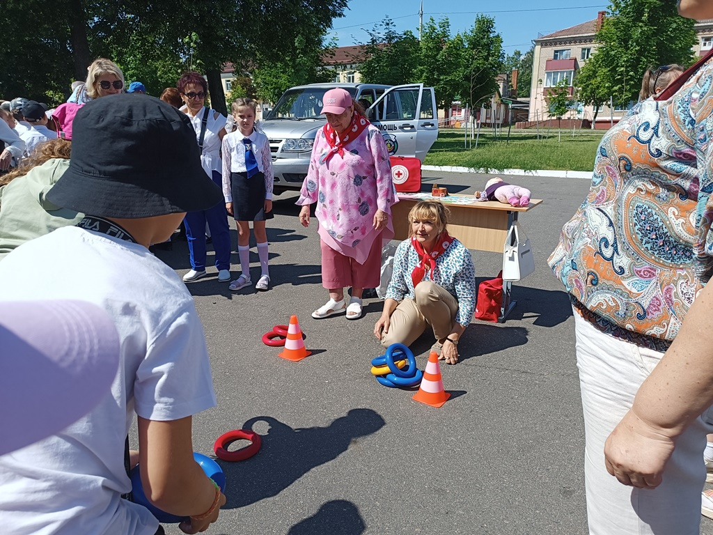 Солнце в ладонях: в регионах области прошли мероприятия, посвященные  Международному дню защиты детей